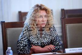 Парламент - Комисия по въпросите на Европейския съюз