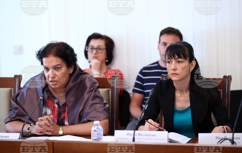 Парламент - Комисия по въпросите на Европейския съюз