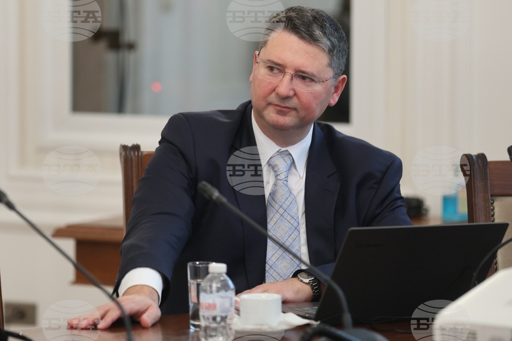 Парламент - Комисия по въпросите на Европейския съюз, Шенгенското пространство и Еврозоната