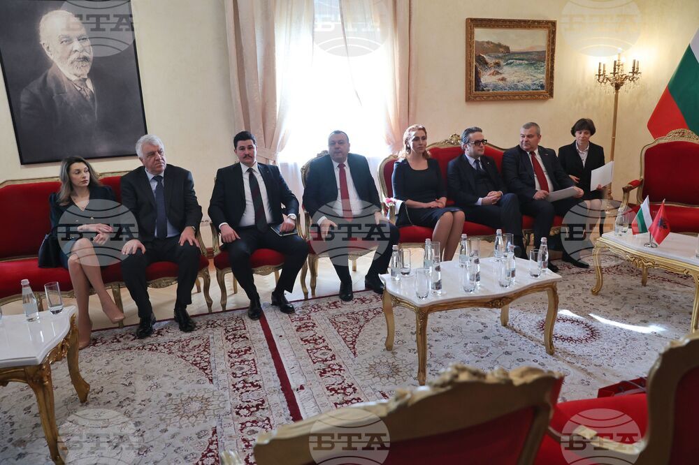Република Албания - парламентарна делегация