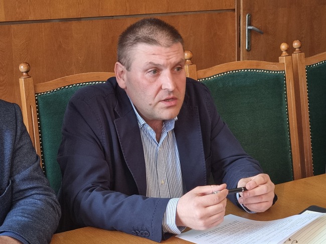 На Община Плевен може да бъдат наложени санкции в размер на над 10 млн. лева заради установени нередности по проекти, каза кметът Валентин Христов