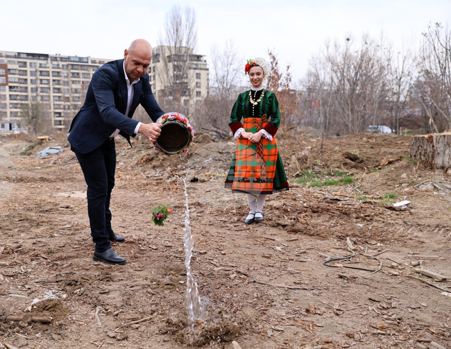 Пловдив - първа копка - изграждане на улица