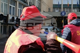 Румъния - служители на пощи - протест