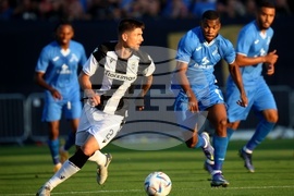 Футбол - Лигата на конференциите - Левски - ПАОК Солун. На снимката: Янис Каргас и Роналдо.