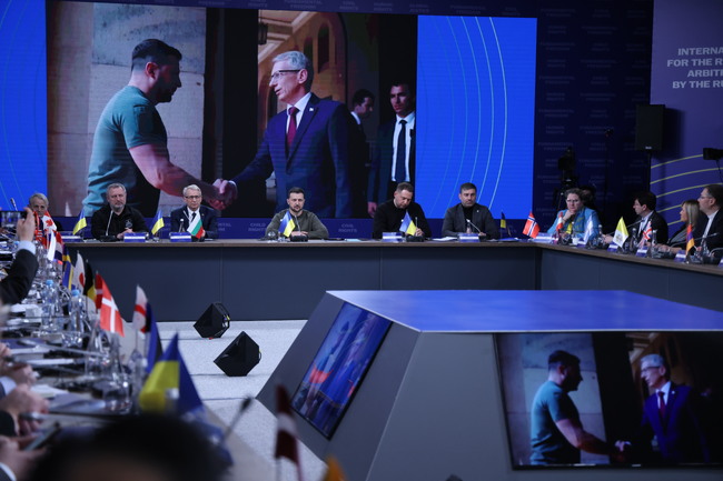 Премиерът Денков от Киев: България осъжда агресора, нарушенията на международното право, зверствата и престъпленията срещу човечеството 