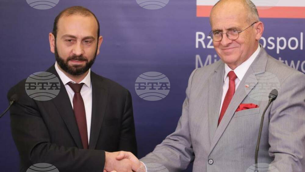 ПАП: Полша подкрепя Армения в демократичните реформи, каза министърът на външните работи