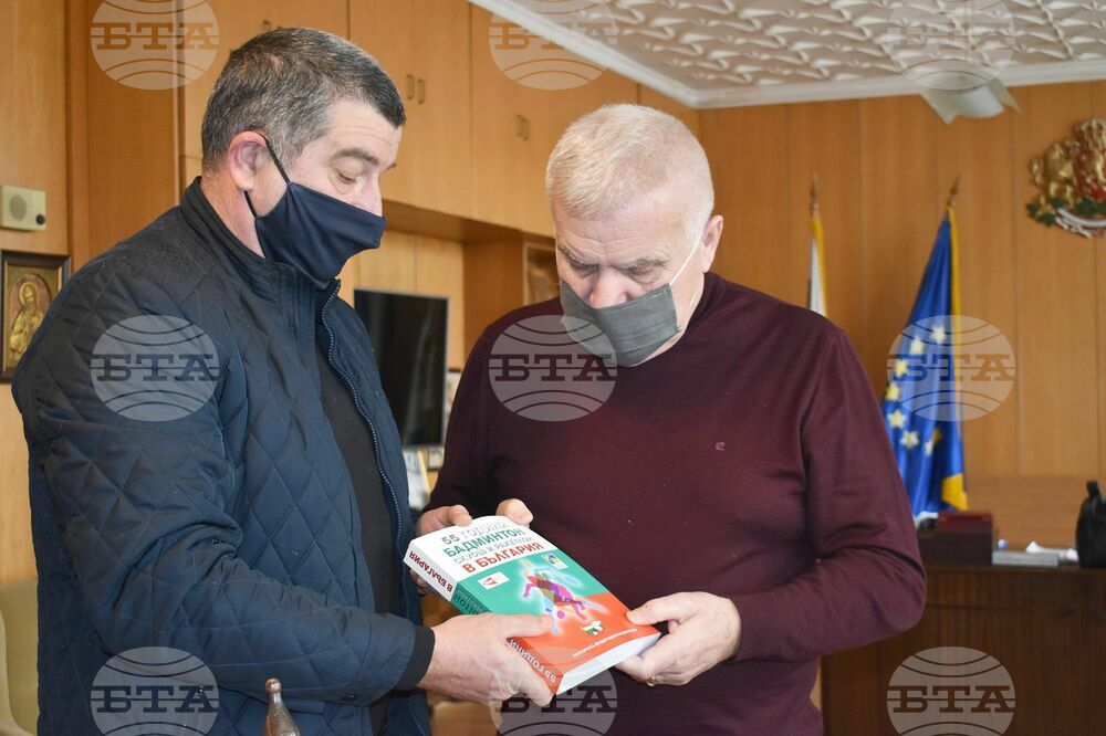 Разградският клуб по бадминтон намира място в книга за историята на този спорт