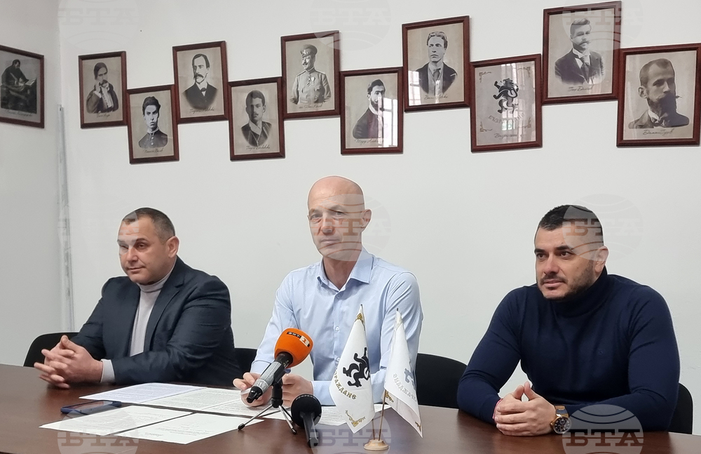 Варна - "Възраждане" - пресконференция