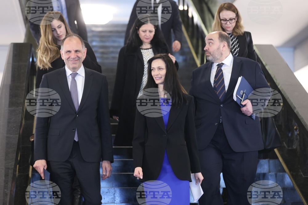 Мария Габриел - Йоргос Герапетритис - изявления