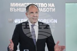 Мария Габриел - Йоргос Герапетритис - изявления