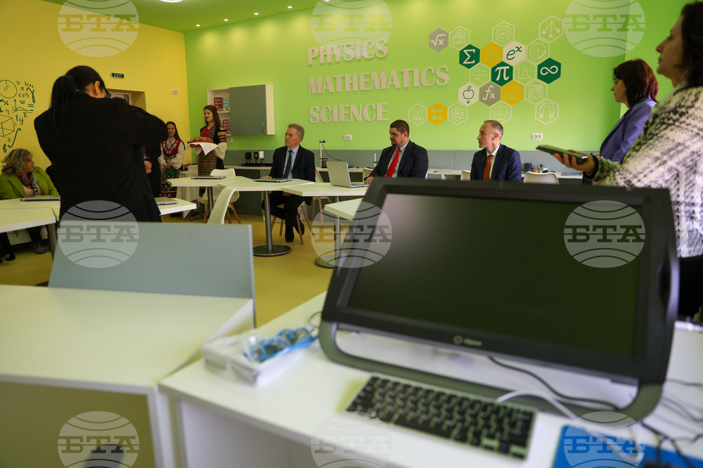 Благоевград - Югозападен Университет - STEM центрове - откриване