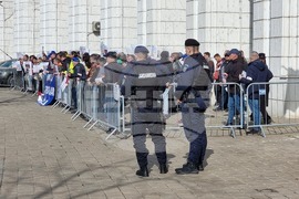 Румъния - членове на профсъюзите на летищата - протест
