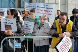 Румъния - членове на профсъюзите на летищата - протест