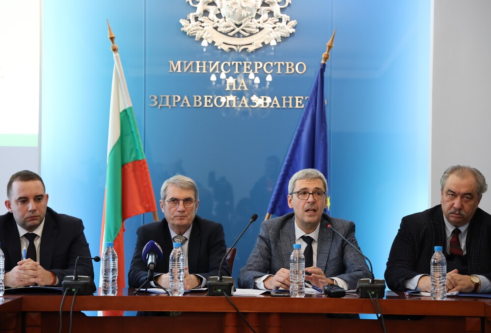 Министерството на здравеопазването удължава с още месец забраната за износ на инсулини
