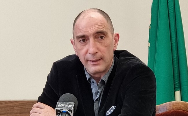 Нов начин на работа в режим на непрекъсната диалогичност ще прилага Общинският съвет във Враца, каза председателят на Съвета Владимир Христов