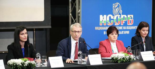 Премиерът Денков: В партньорство с общините осигуряваме на хората по-добро качество на живот