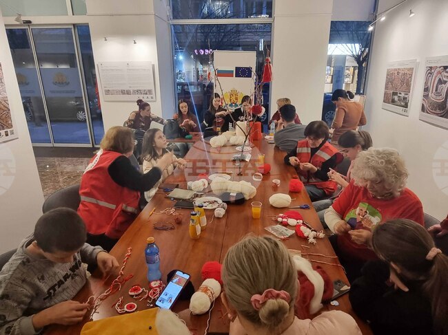 Република Северна Македония - Културно Информационен Център - мартеници 