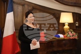 Франция - Соня Йончева - орден