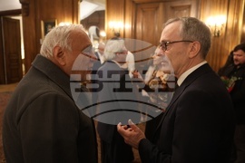 Франция - Соня Йончева - орден