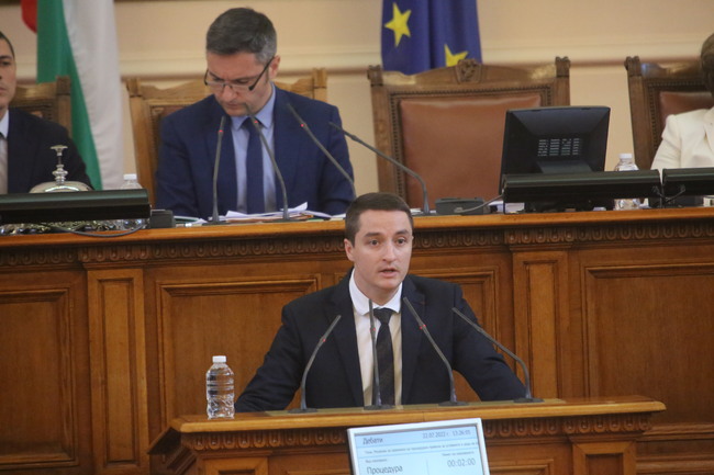 Явор Божанков към „Възраждане“: Уж сте срещу Гешев, а с ГЕРБ предлагате да му подчините европейските делегирани прокурори