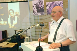 Проф. Иван Сарандев - български литературен историк и критик