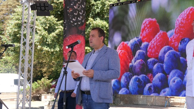 Министър Иванов в област Разград: В последните години в България при малините се наблюдава устойчивост на плододаващите площи 