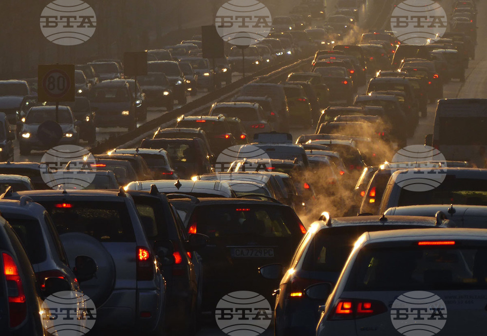 Decline in New Car Registrations in EU in May 2024, Bulgaria Records Marginal Y/Y Growth in 2023