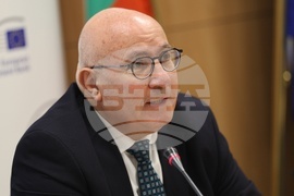 Европейска инвестиционна банка - годишна пресконференция