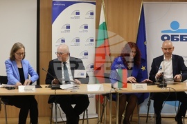 Европейска инвестиционна банка - годишна пресконференция