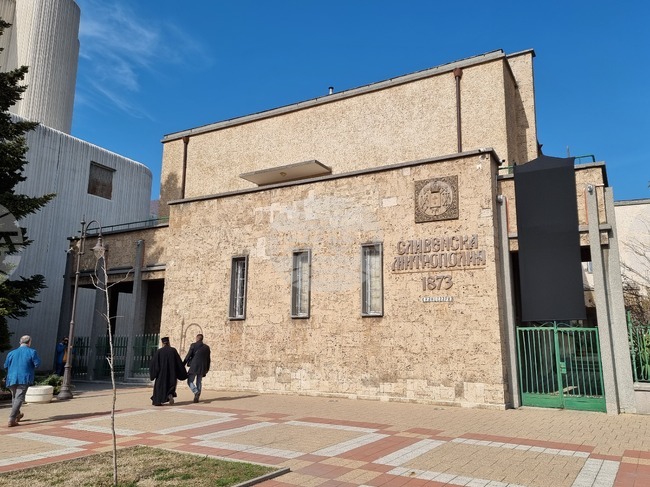 Културно-просветният отдел към Сливенска света митрополия организира творчески ателиета „Спаси икона” за деца