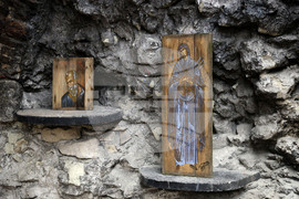 Варна - „РеБонкърс“ - „Икони върху сандъци за боеприпаси“ - изложба