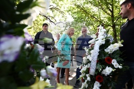 Никола Вапцаров – възпоменателно поклонение