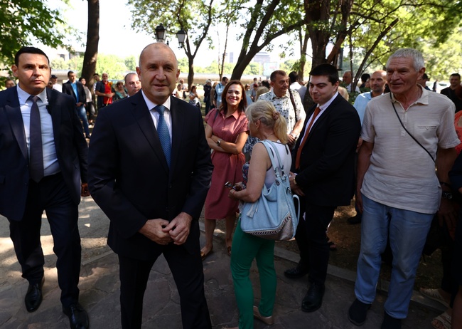 Румен Радев: БСП следва да изпълнят мандата в съответствие с Конституцията и с тълкувателното решение на Конституционния съд