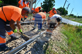 Село Ясеновец - железопътни ремонти