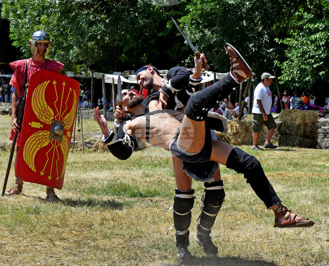 Девня - античен фестивал "Марцианопол – животът в древния град"