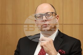 Конференция „Многополюсен свят и външнополитическа стратегия: предизвикателства и перспективи пред България“