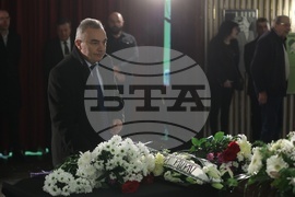 Славчо Пеев - поклонение