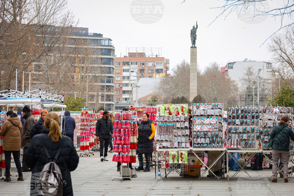 Бургас - мартеници - пазар
