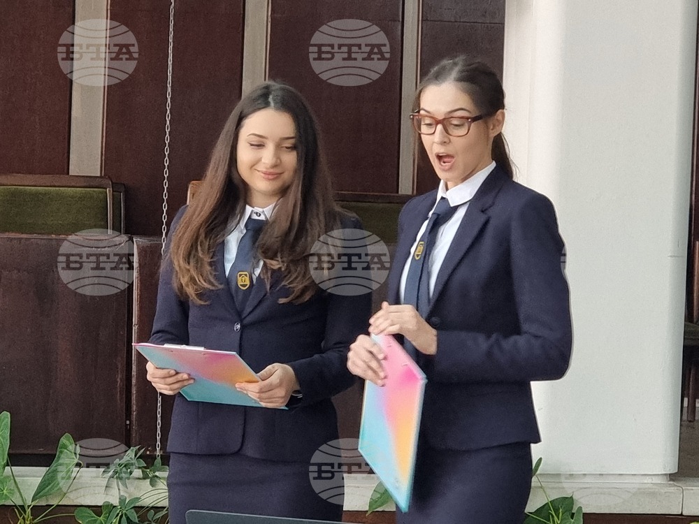 Студенти представиха доклади за редките заболявания на кръгла маса в Сливен