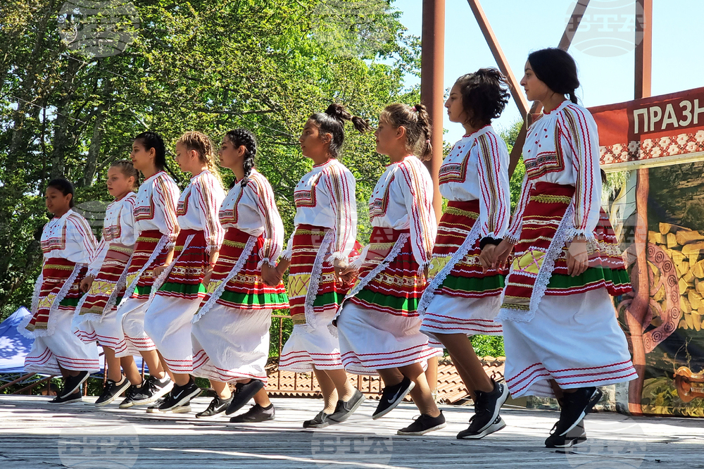 Село Рибарица - празник на народния обичай