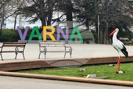 Варна - Баба Марта - пролет - украса