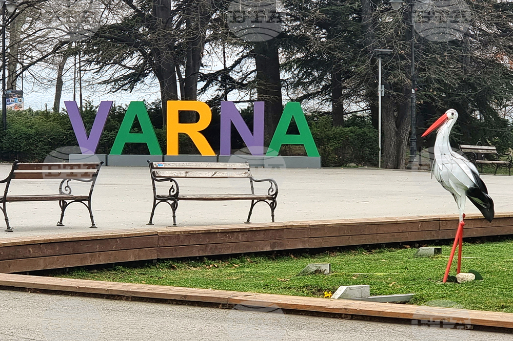 Варна - Баба Марта - пролет - украса