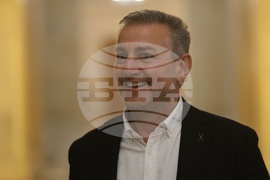 Народно събрание - Временна комисия за проверка на факти и обстоятелства, свързани с дейността на групата около Мартин Божанов