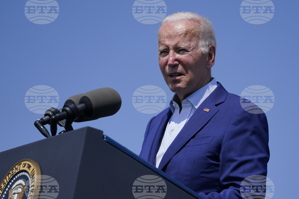 Байдън има болки в гърлото и тялото, но се подобрява, заяви лекарят му