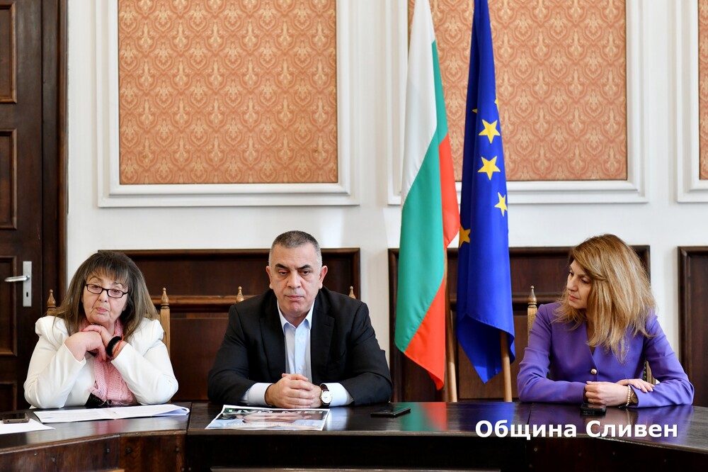 Община Сливен: Започна кампанията„Чуй ме! Нито един повече!“