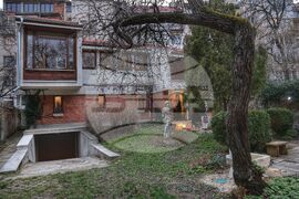 Галерия-музей „Дечко Узунов“ - изложба - откриване