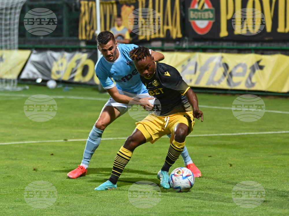 Пловдив - Футбол - Ботев (Пловдив) - Арда Кърджали