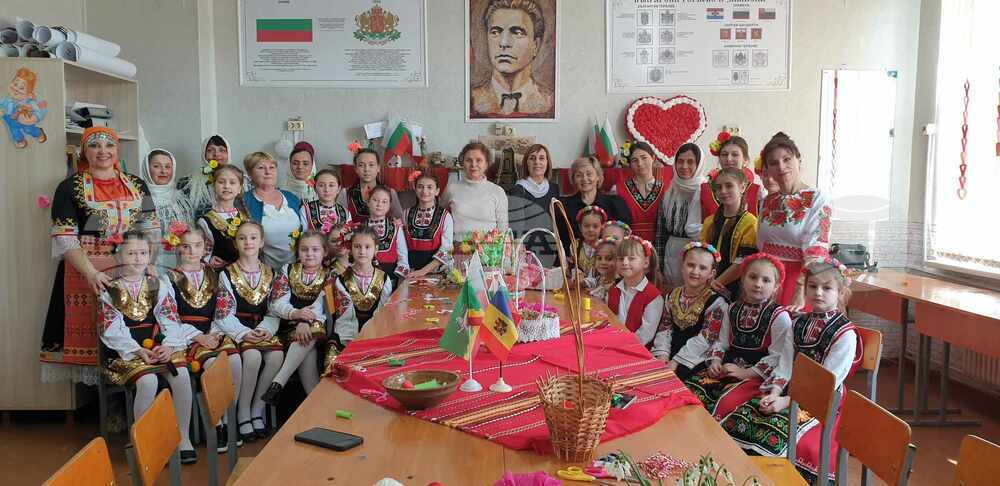 Българчета от Тараклия и Русе заедно се подготвиха за Първи март