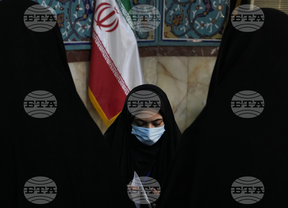 Ирански депутати критикуват съдебната власт за неспазване на закона за хиджаба