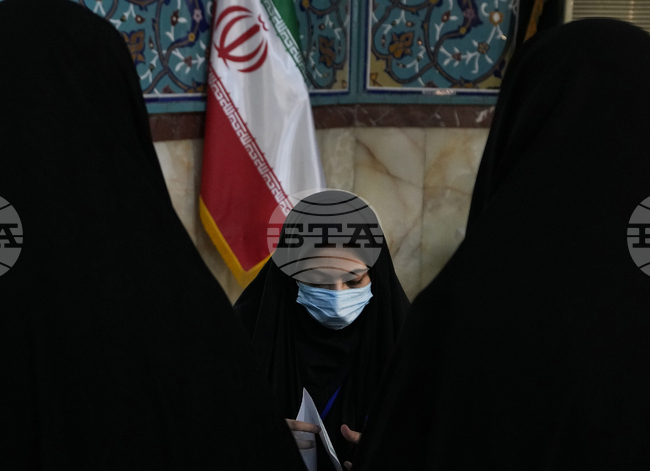 Ирански депутати критикуват съдебната власт за неспазване на закона за хиджаба